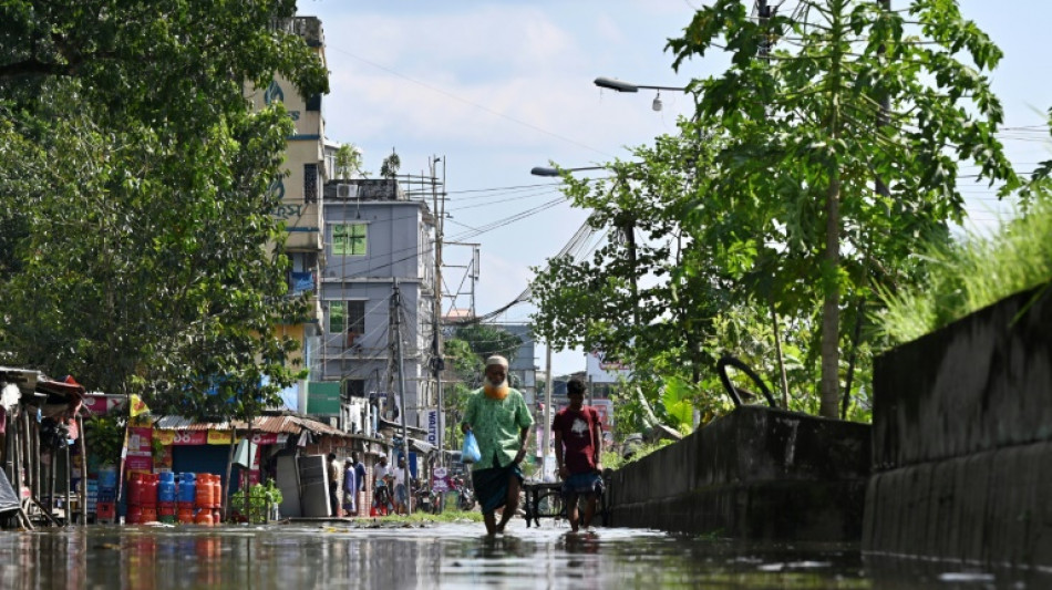 Al menos 28 muertos por el ciclón Sitrang en Bangladés