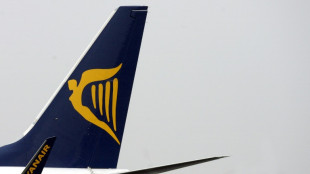 Ryanair threatens to drop 10 French airports over tax hike