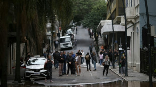 Porto Alegre afetada por enchentes, que já somam 56 mortos no sul