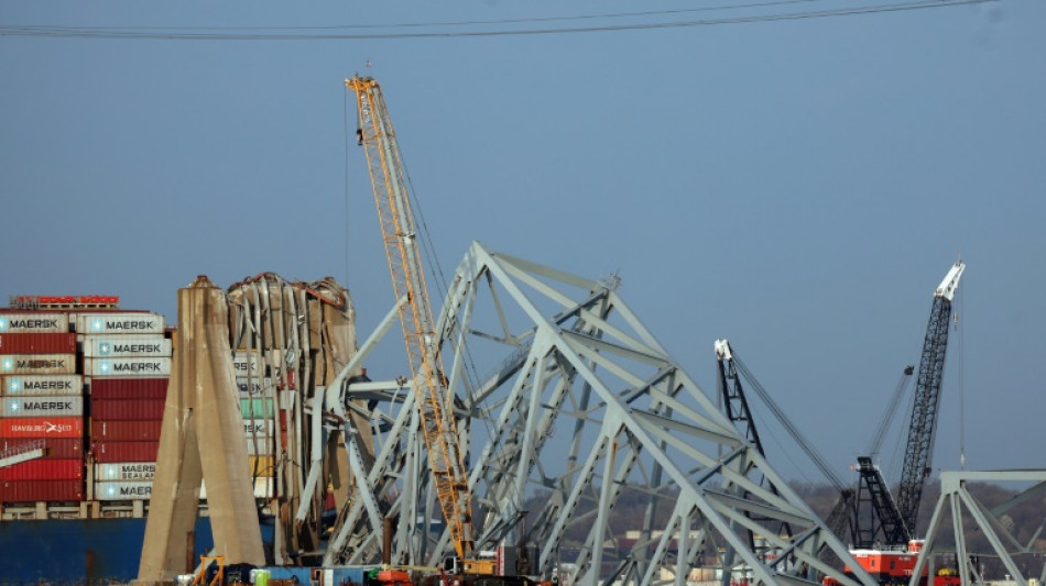 Huge crane ready to clear Baltimore bridge debris