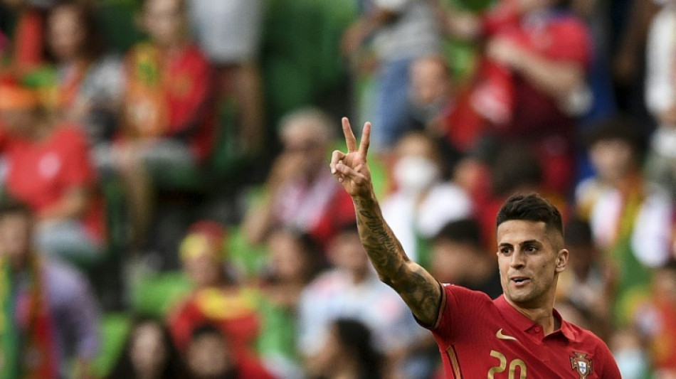 Cancelo and Guedes send Portugal to victory over Czechs 