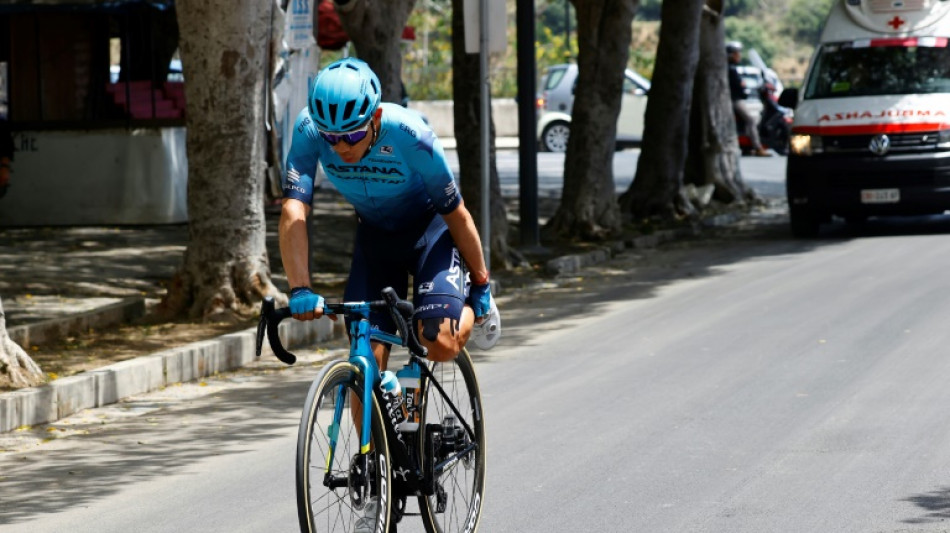 Giro loses Lopez as Mount Etna looms