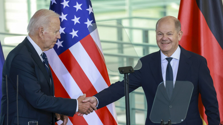 Scholz a Biden, 'grazie a te Putin ha fallito'