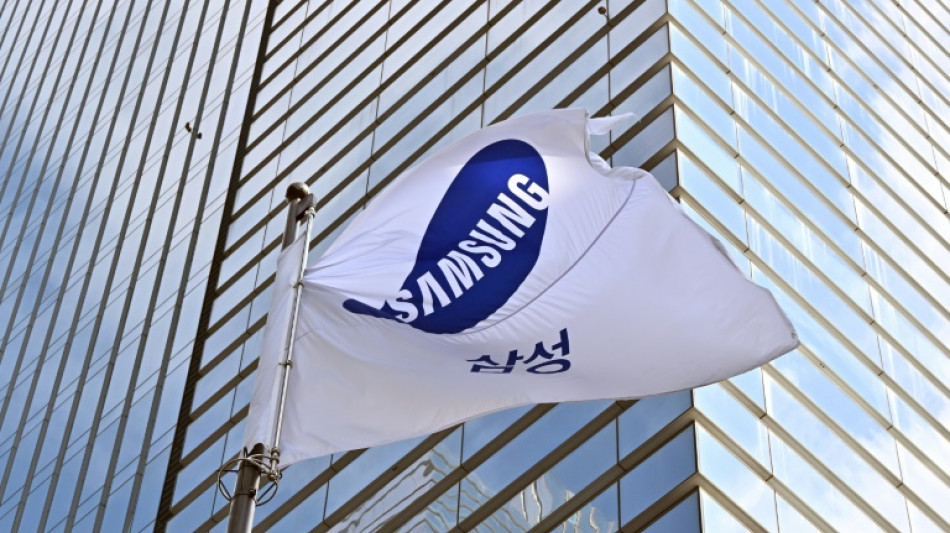 Samsung Electronics says Q3 operating profit down 31% on-year