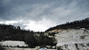 L'inquiétude domine au débat public sur une mine de lithium en Auvergne