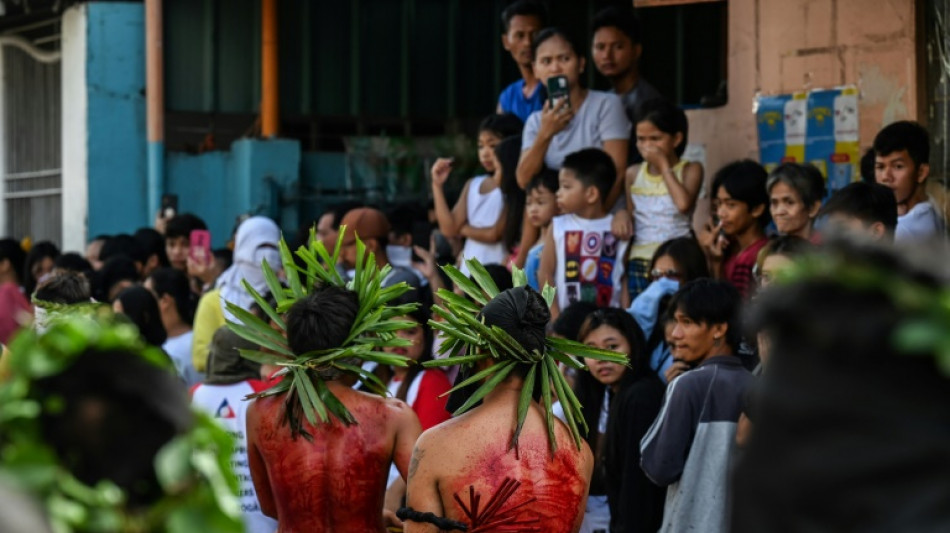 Crucificações e flagelos na Sexta-Feira Santa nas Filipinas