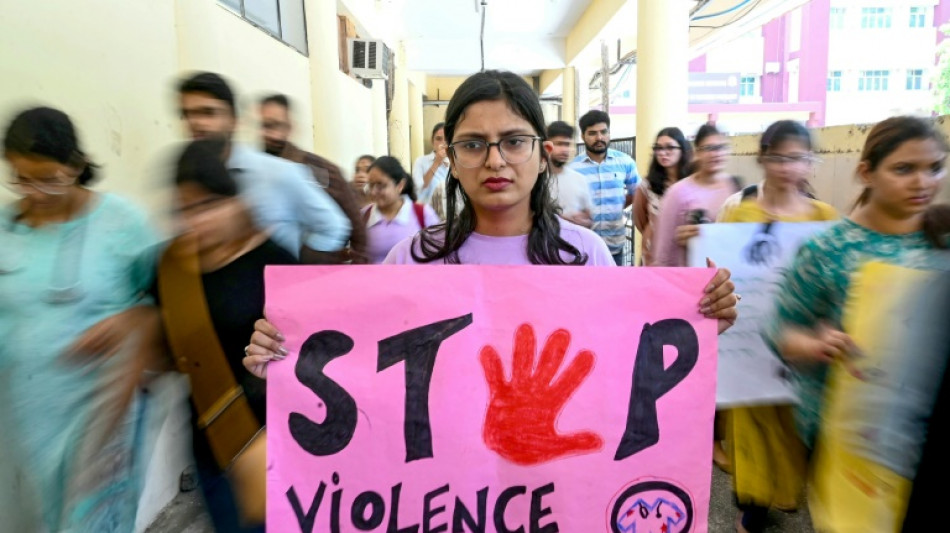 Key Indian hospital ends stike but doctor rape protests rage