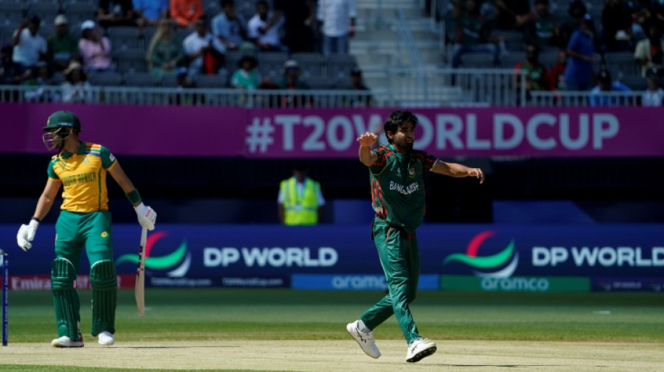 Bangladesh restrict South Africa to 113-6 at T20 World Cup