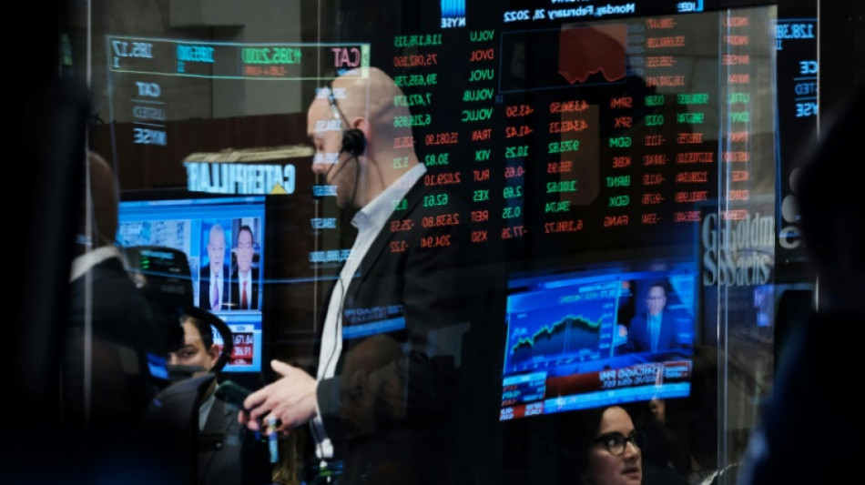 Wall Street tente de maintenir son élan, malgré l'Ukraine