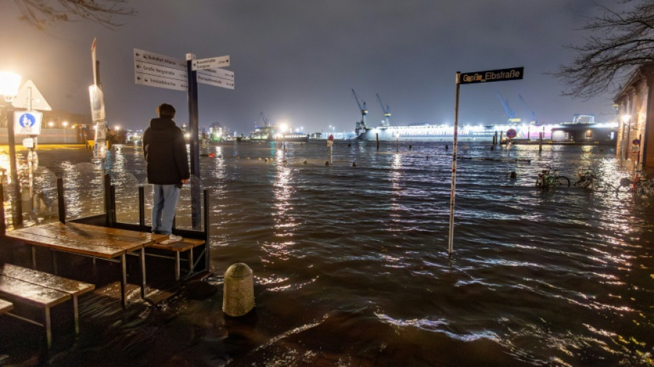 Hochwasserlage vielerorts weiter kritisch