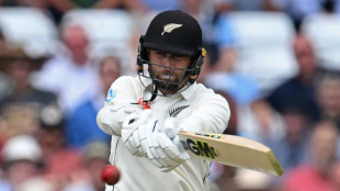 England fight back against New Zealand in second Test