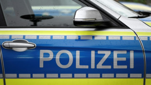 Jäger schießt in Nordrhein-Westfalen versehentlich in Fenster von Wohnhaus