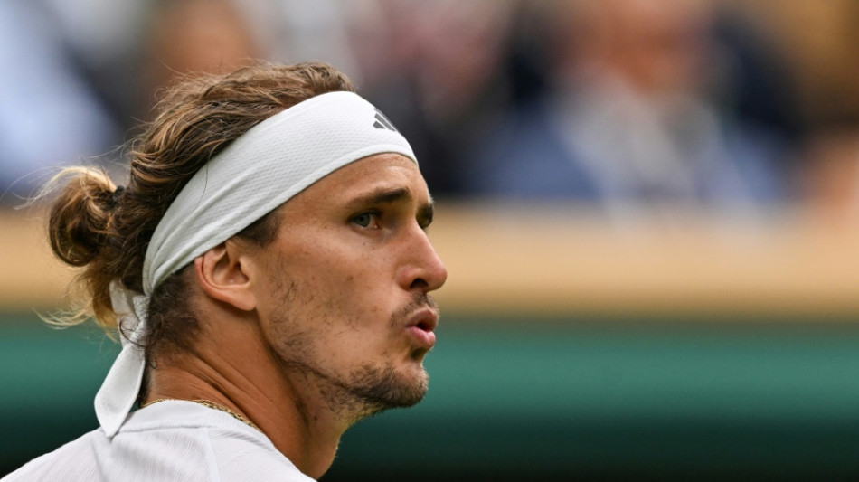 Zverev locker im Halbfinale von Hamburg