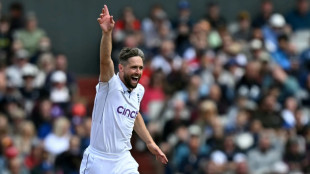 Woakes at the double as Sri Lanka slump against England in first Test