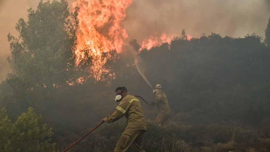 Dos muertos por una nueva ola de incendios en Grecia