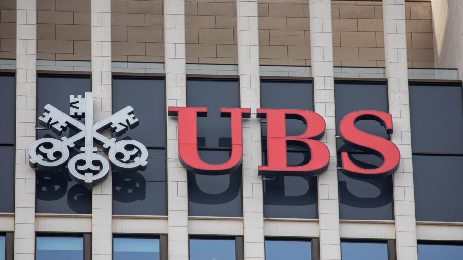 Ubs oltre le attese, in sei mesi l'utile sale a 2,9 miliardi