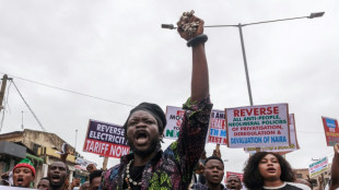 Nigeria : tirs en l'air et gaz lacrymogènes pour disperser les manifestations contre la vie chère