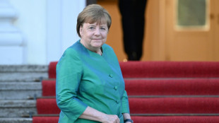 Versöhnliche Töne: Merkel wünscht Merz "viel Erfolg" für Kanzlerkandidatur