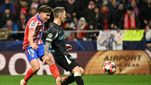 Atlético de Madrid vence Leverkusen (2-1) e garante classificação na Champions