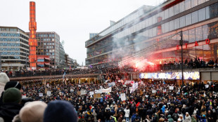 Suède: des milliers de manifestants contre le pass vaccinal