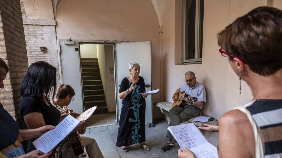 Le voci oltre le mura delle Donne in cammino