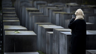 Zentrales Holocaustmahnmal in Berlin zerkratzt: Polizei nimmt 47-Jährigen fest