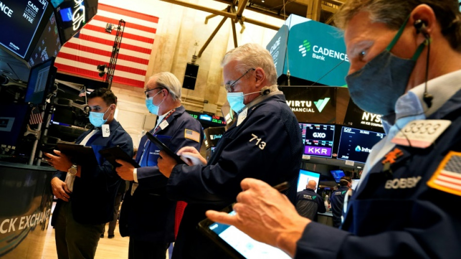 Très volatile avec l'Ukraine, Wall Street termine en petite baisse