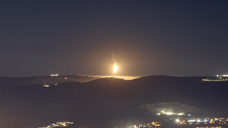 Droni di Hezbollah contro truppe di Israele al confine libanese