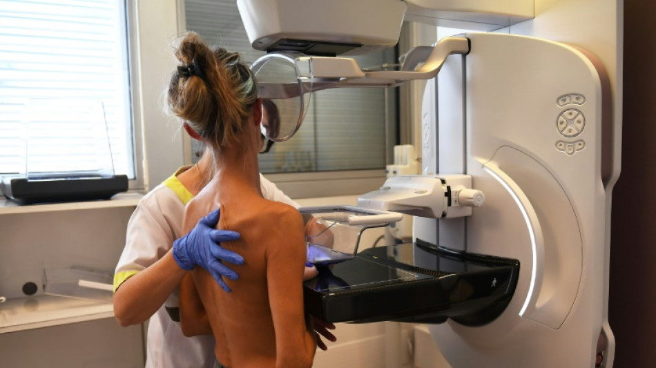 Cancer du sein: le Sénat unanime pour améliorer la prise en charge des soins