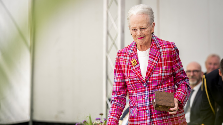 Regina Margrethe di Danimarca dimessa dall'ospedale