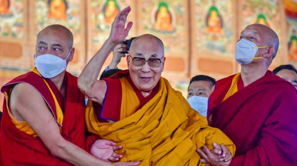 Dalai Lama entschuldigt sich für Video mit Aufforderung zum Lutschen seiner Zunge 