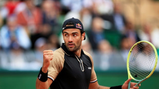 Berrettini vence Tsitsipas e vai à final do ATP 250 de Gstaad