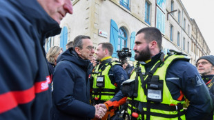 Inondations: "lente" décrue dans l'ouest, état de catastrophe naturelle "accéléré"