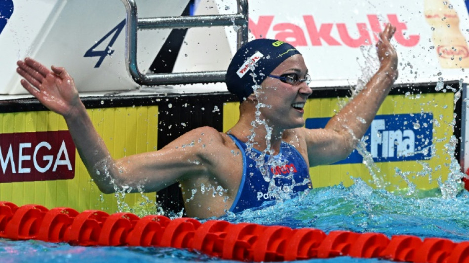 Ledecky and Sjostrom extend their reigns in world championships