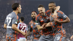 Conference League: Olympiakos vince 4-2 in casa dell'Aston Villa