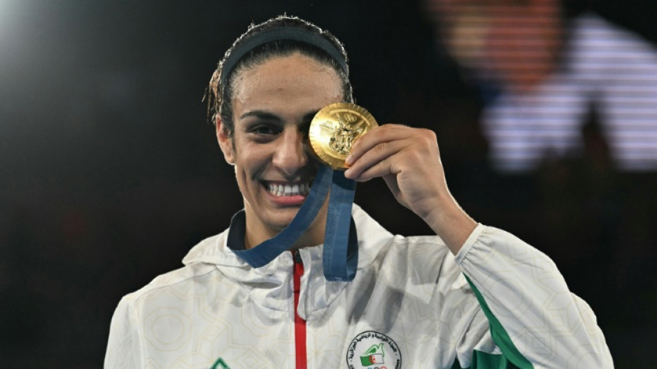 Fiscalía francesa investiga ciberacoso a la campeona olímpica argelina de boxeo Khelif