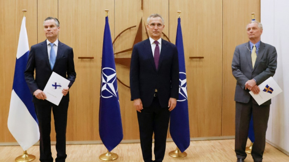 Finland, Sweden hand in applications to join NATO
