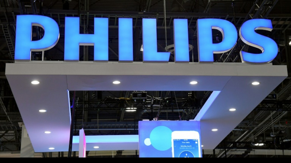 Philips, plombé par un rappel de respirateurs, supprime 4.000 postes