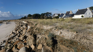 En Bretagne, on rase des maisons pour éviter leur submersion