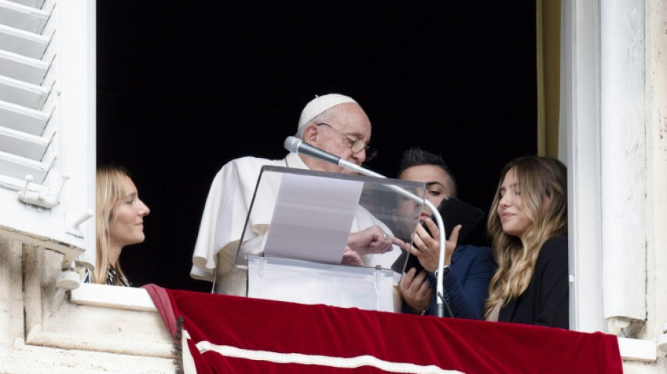 Pope signs up for Lisbon World Youth Day