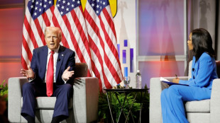 Trump acusa Kamala Harris de 'tornar-se negra' para eleições nos EUA
