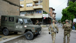 Aumenta pressão internacional sobre governo do Kosovo; protestos sérvios continuam