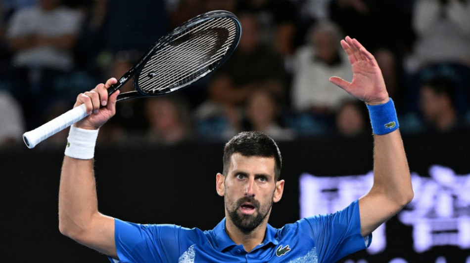 Djokovic schlägt Alcaraz und trifft auf Zverev