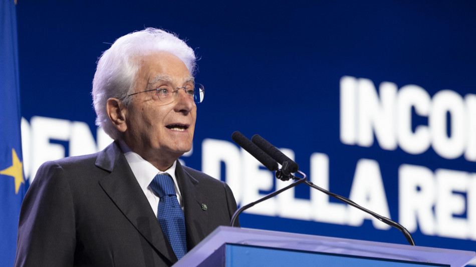 Mattarella, media e scuola essenziali per cultura della legalità