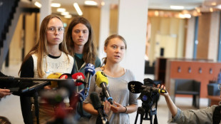 Ativista sueca Greta Thunberg é condenada à multa por desobedecer a polícia