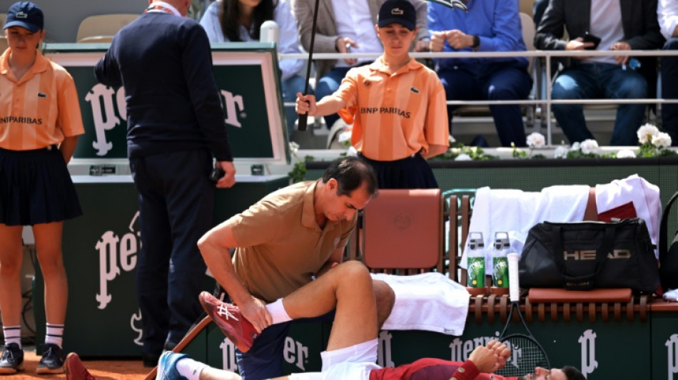 Djokovic says knee operation 'went well'