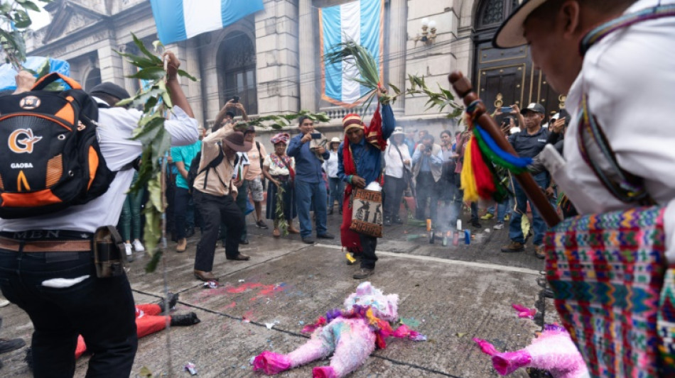 Indígenas protestam contra a corrupção na Guatemala