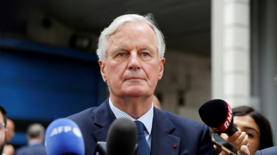 Barnier va tenter de répondre aux critiques sur son gouvernement menacé de censure