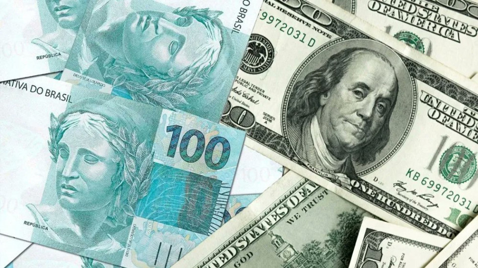 Brasile, il dollaro ai massimi degli ultimi tre anni sul real