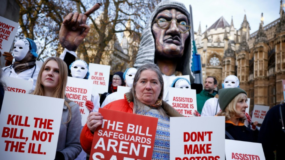 Loi sur l'aide à mourir: devant le Parlement britannique, deux camps irréconciliables